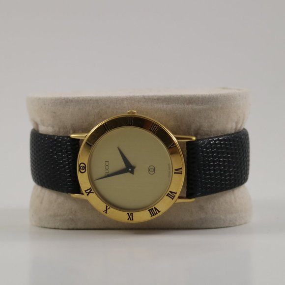 Vintage Gucci 3000 Swiss Roman Numeral Watch - Picture 5 of 7